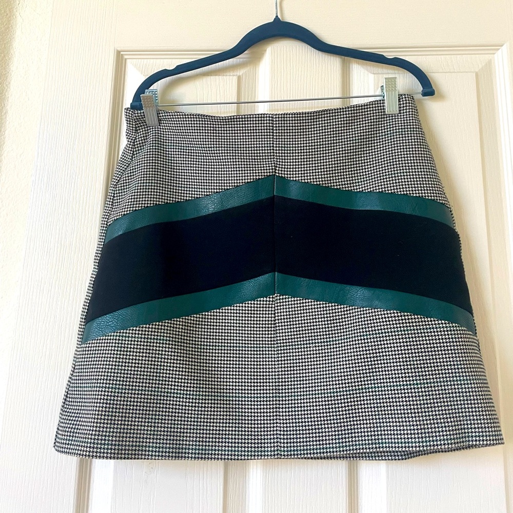 Mini skirt by Stradivarius